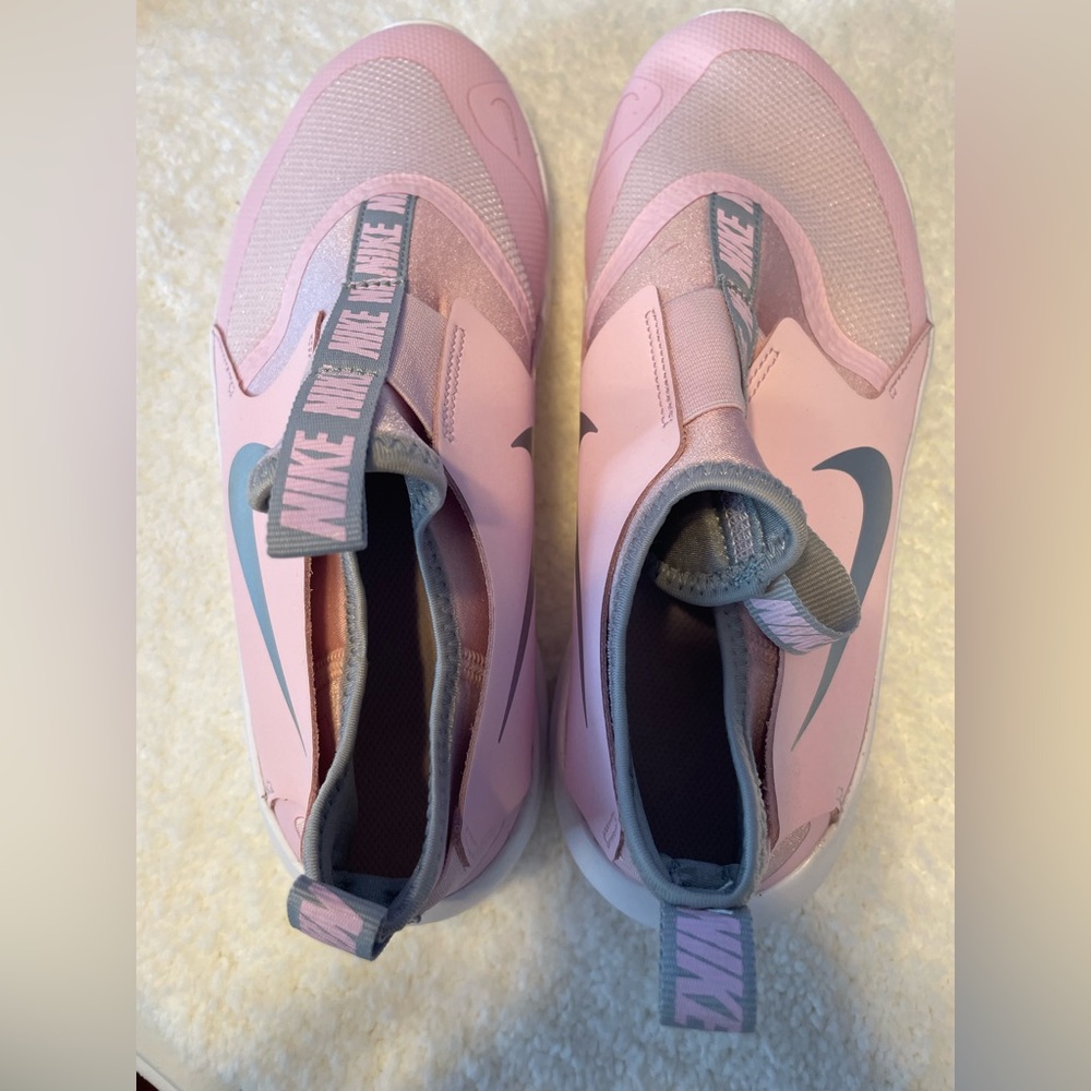 Nike shoes side 7